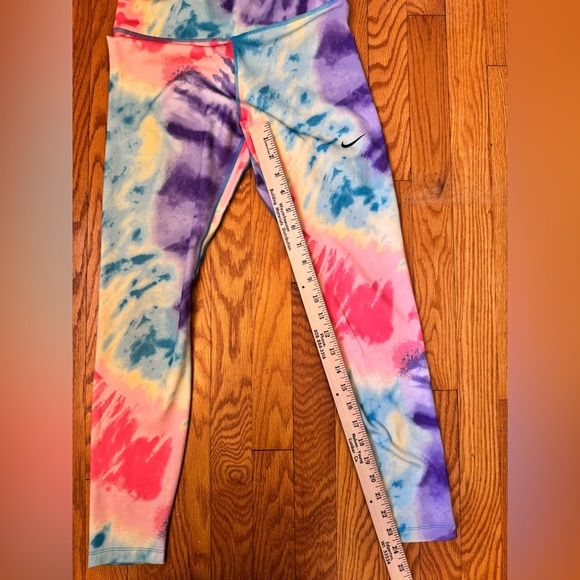 Nike Women’s Training Dri-FIT One Mid-Rise 7/8 Tie Dye Leggings Size Small - Picture 13 of 13